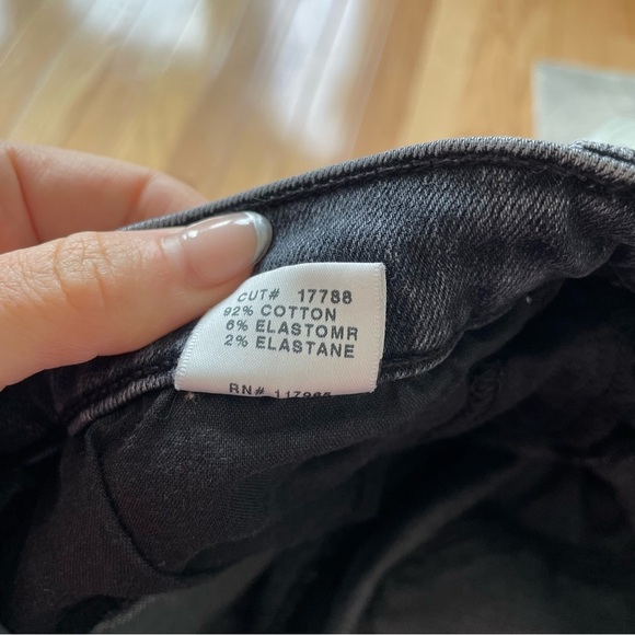 J Brand Mid Rise Nemesis Gray Distressed Blowout Knee Super Skinny Jeans EUC 27 - Picture 7 of 9